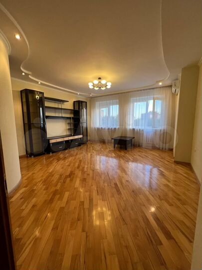 2-к. квартира, 74,5 м², 6/10 эт.