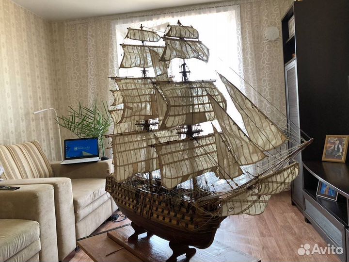 Продам корабль ручной работы Santisima Trinidad