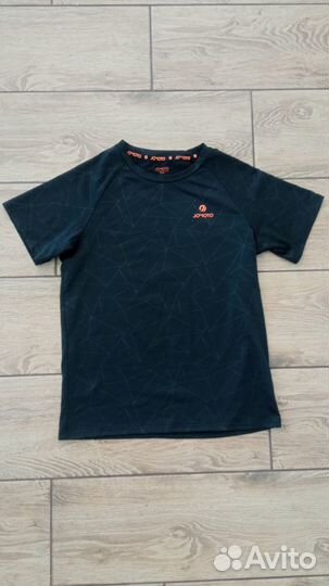 Спортивная футболка на мальчика