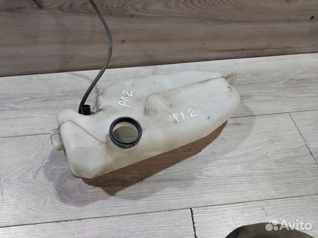 Бачок омывателя Renault Logan 2