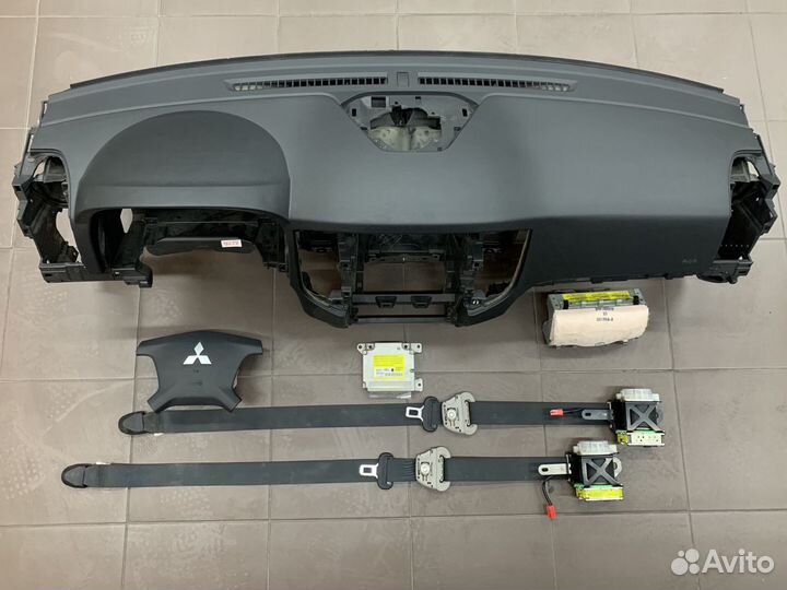 Торпеда Аирбаг Мицубиси Паджеро 2006-2020