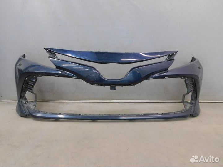 Бампер передний Toyota Camry