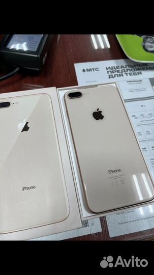 iPhone 8, 64 ГБ