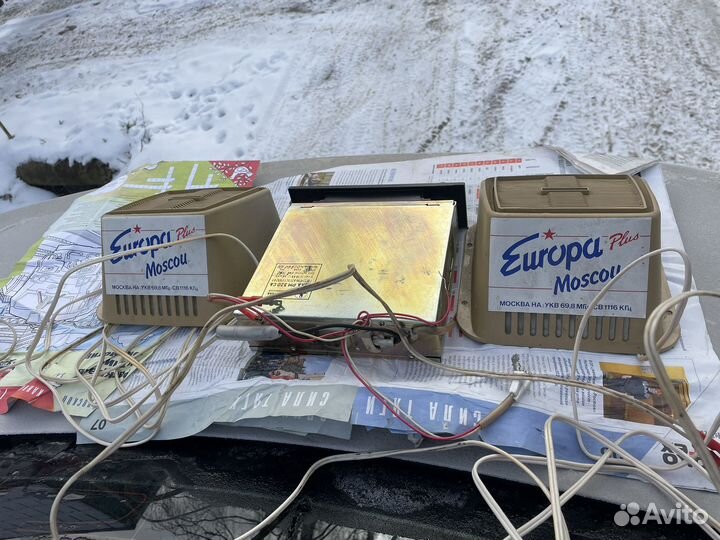 Кассетная автомагнитола ретро