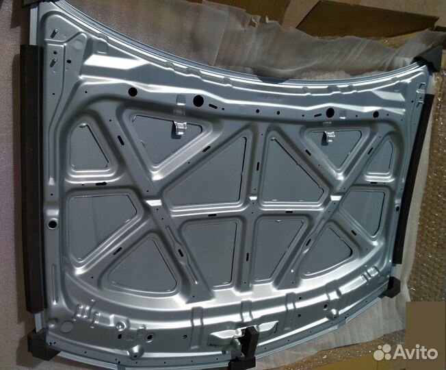 Капот Nissan Almera classic B10