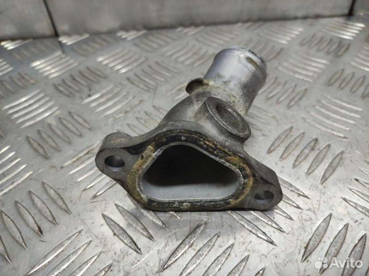 Фланец (тройник) системы охлаждения Honda Accord 6