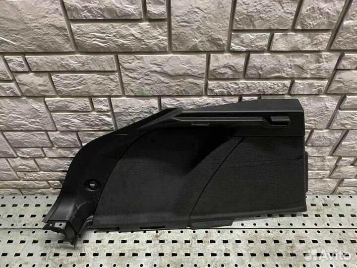 Porsche Macan S Обшивка багажника задняя LH RH