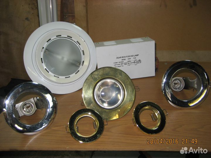 Светильники потолочные