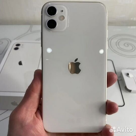 iPhone 11, 128 ГБ