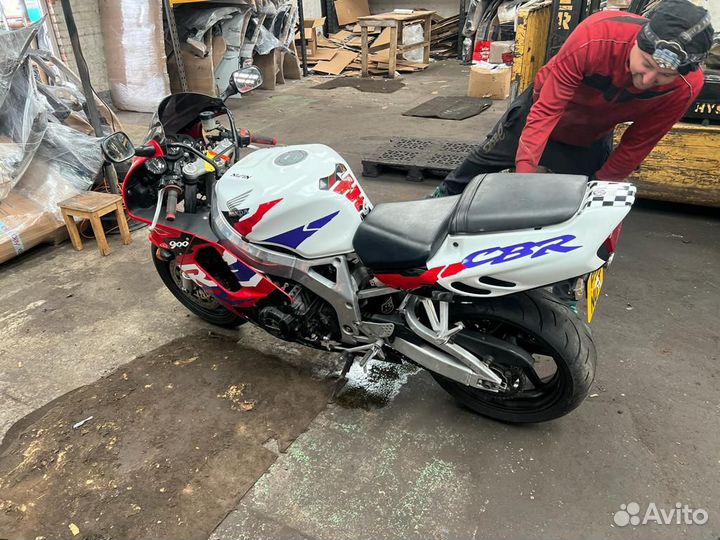 Разборка honda CBR900RR