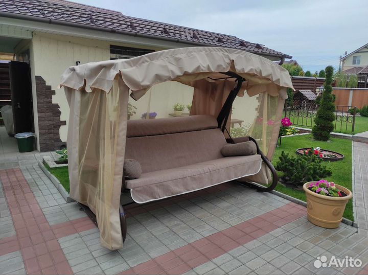 Тент-чехол с москитной сеткой для садовых качелей