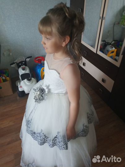 Платье на выпускной в детский сад 128