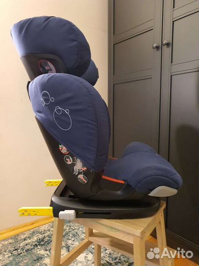 Автокресло maxi-cosi rodifix