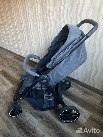 Прогулочная коляска britax romer