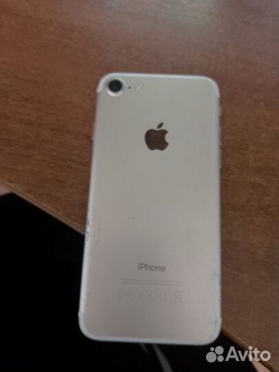 iPhone 7, 32 ГБ