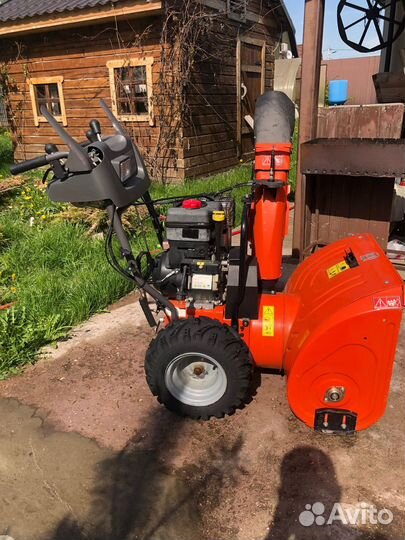 Снегоуборщик бензиновый husqvarna