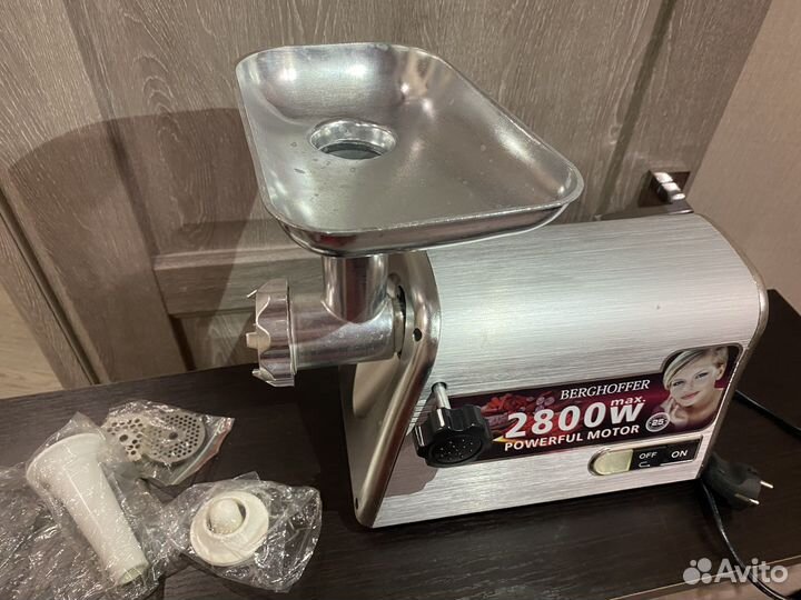 Мясорубка электрическая Berghoffer 2800W Б/у