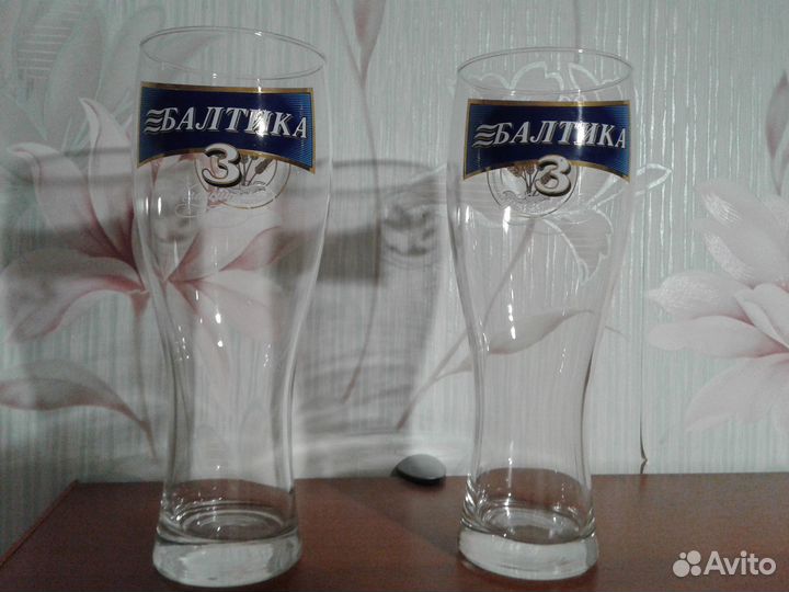 Поднос пластиковый,фирменный