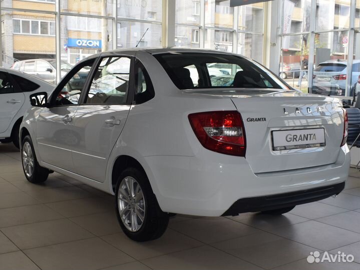 LADA Granta 1.6 МТ, 2023