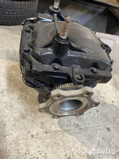 Задний редуктор Nissan Pathfinder R 51