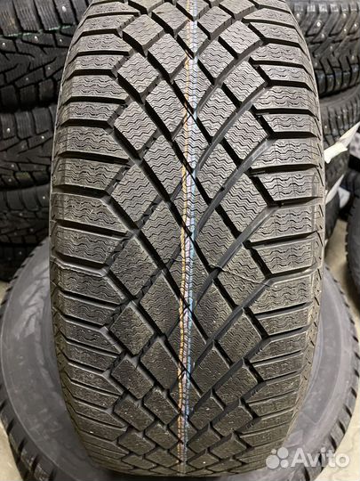 Continental ContiVikingContact 7 215/45 R17 91T