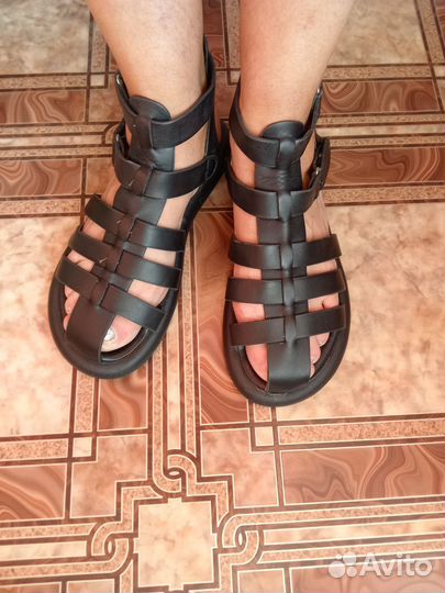 Сандалии