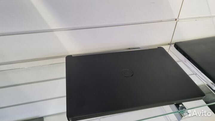 Ноутбук Dell Latitude E5470 i5-6300\8gb\256ssd