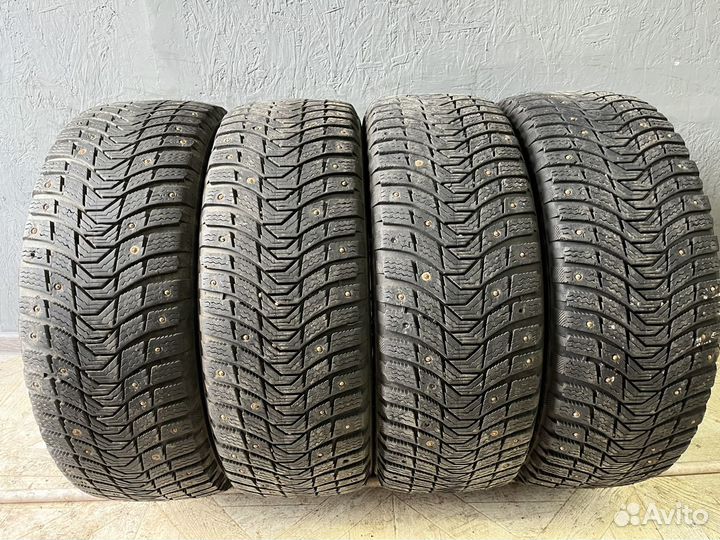 Michelin X-Ice North 3 205/55 R16