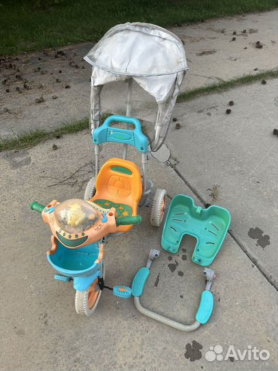 Детский трехколесный велосипед с ручкой