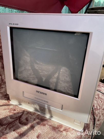 Телевизор Samsung Plano