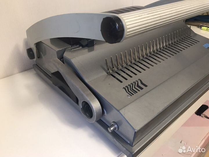 Брошюратор на пластиковые пружины