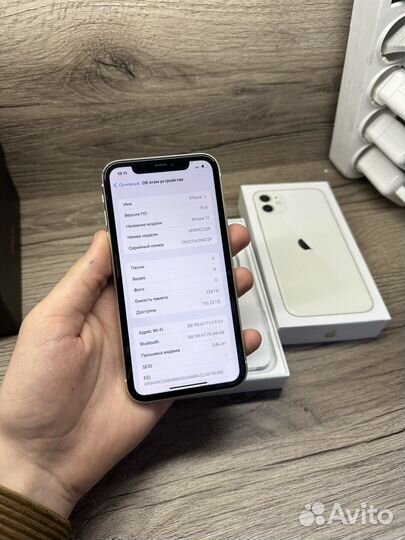 iPhone 11 128гб Как новый 100акб
