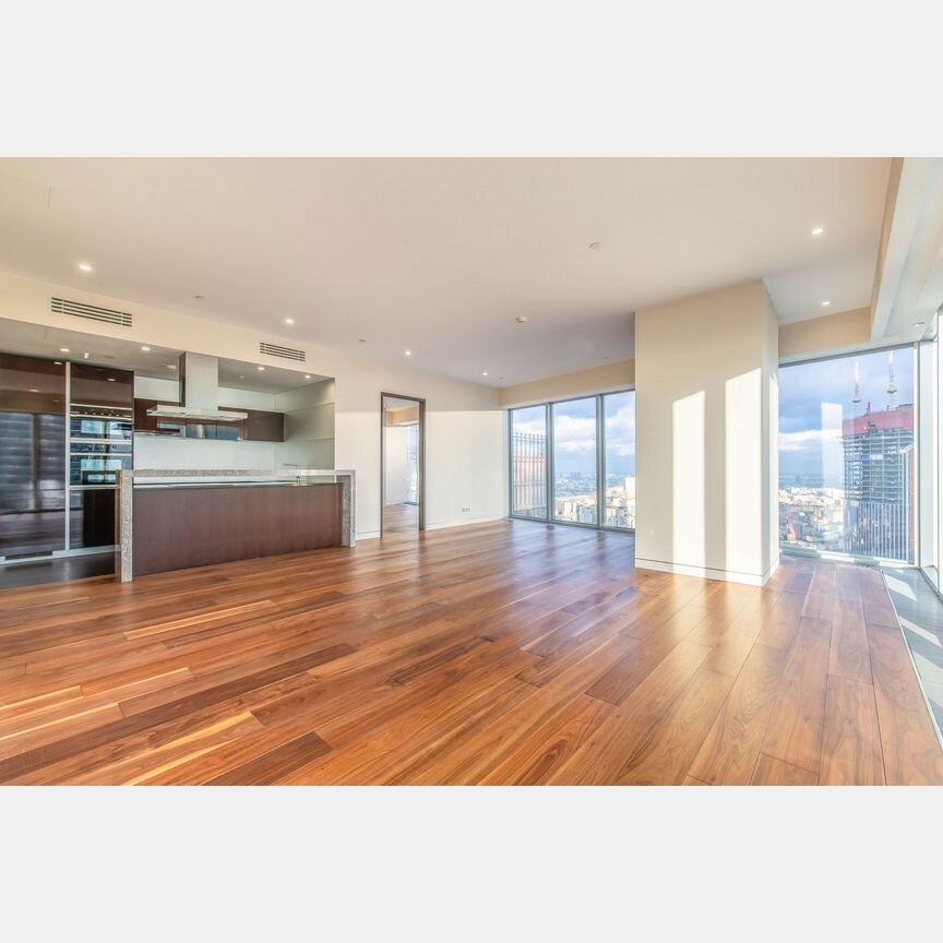 3-к. апартаменты, 157,4 м², 59/85 эт.