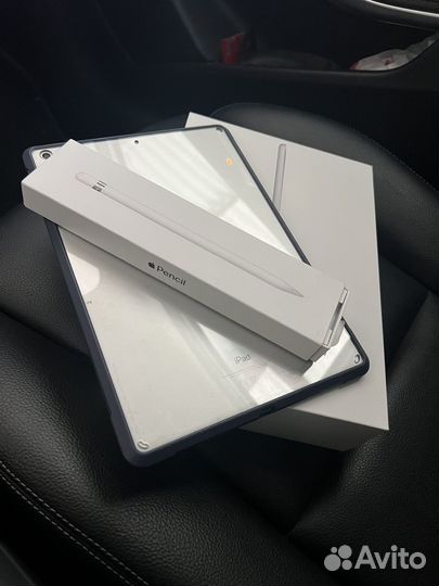 Планшет Apple iPad 10.2 2019 128 Гб + Apple Pencil