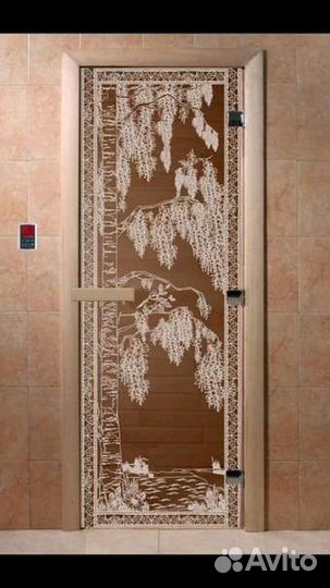 Дверь стеклянная в баню