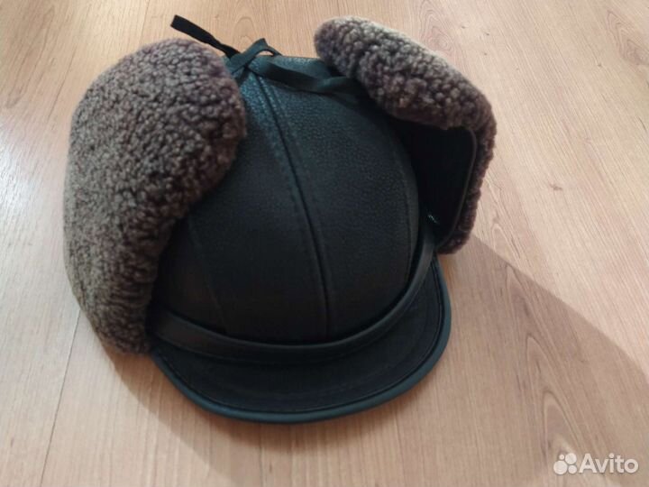 Мужская кожаная кепка