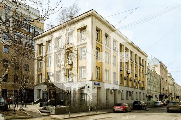 Продам здание, 1737 м²