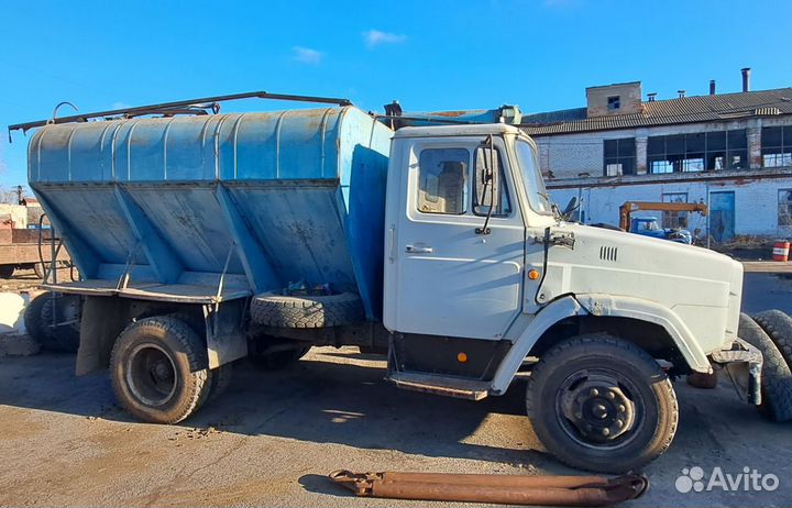 Бункер Агроживмаш ЗСК-10ПТ, 2000