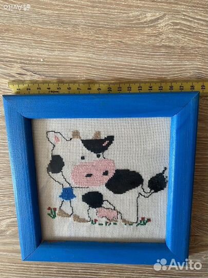 Картина вышитая