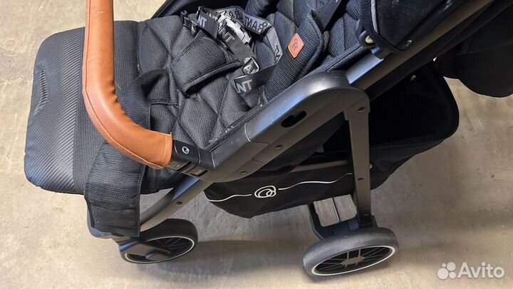 Коляска прогулочная Rant Vega Prime Midnight Black