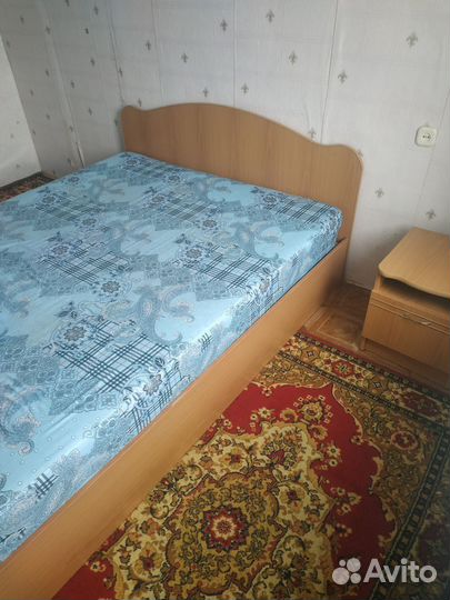 Кровать с матрасом бу