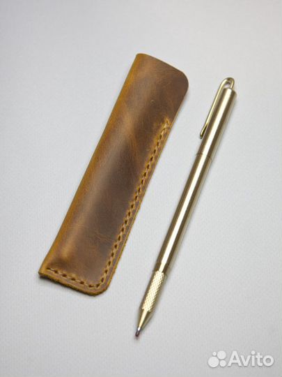 Латунная ручка с чехлом из кожи