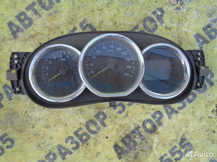 Панель приборов Renault Logan 2014