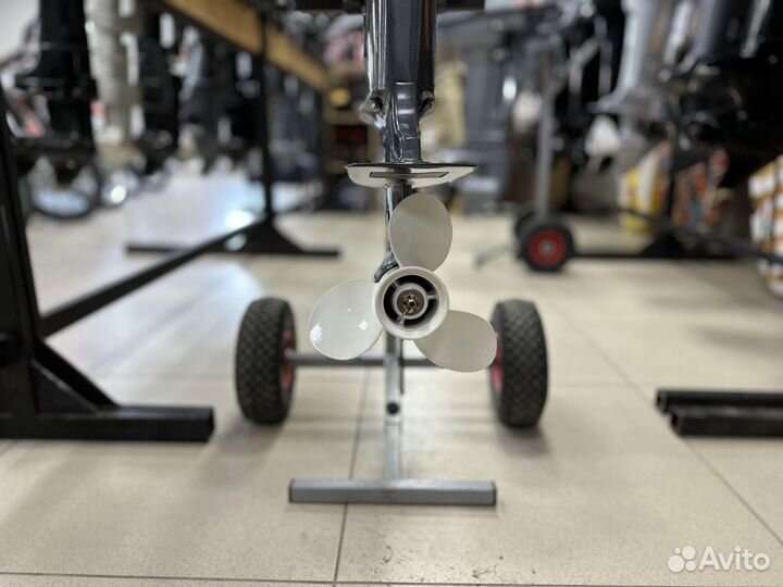 Лодочный мотор Sharmax Sharmax 9,9 витрина