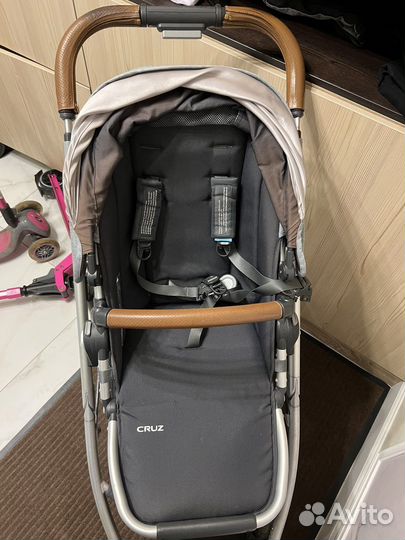 Прогулочная коляска uppababy