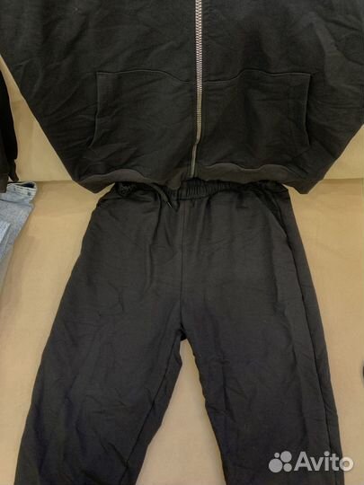 Спортивный костюм женский