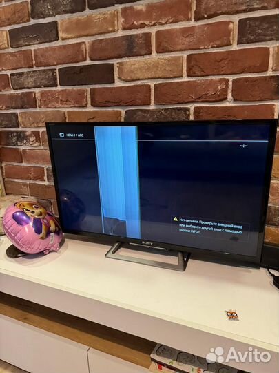 Телевизор б/у с трещиной