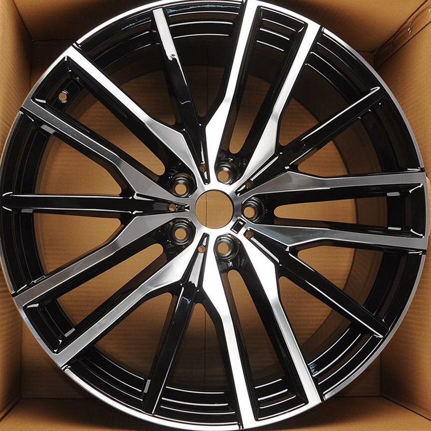 Литые диски BMW 10×R22 5×112