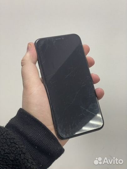 iPhone 11 Pro, 64 ГБ