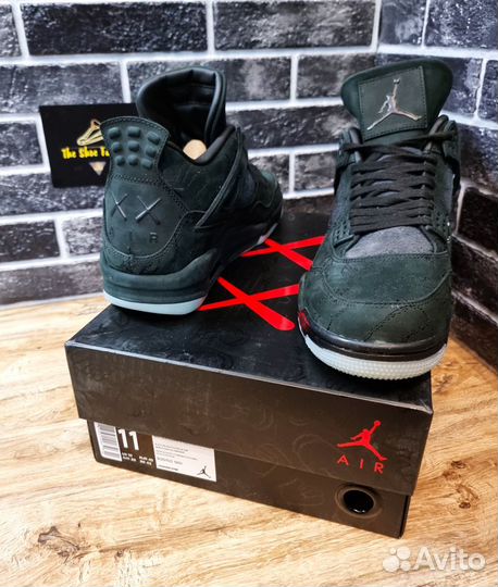 Кроссовки Nike air jordan 4 retro Kaws